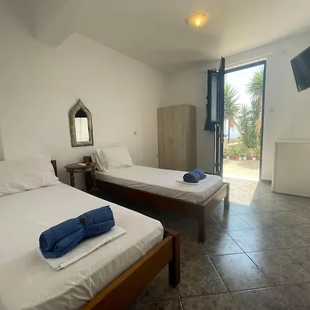 Apartament Mini House *