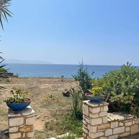 Appartement Mini House Logaras