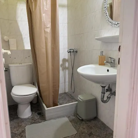 Mini House Apartment *